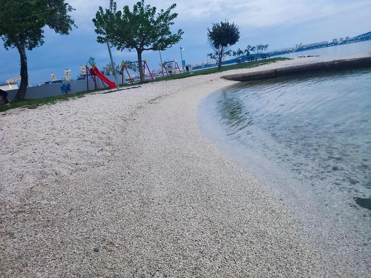 Apartment Ivante Kastela Croatia