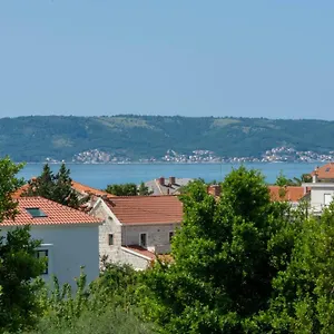 Casteletti Kastela
